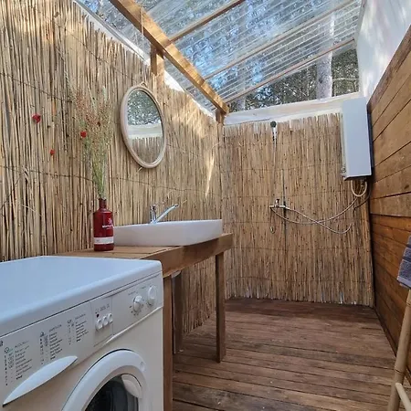 Zama Caravan مكان تخييم
